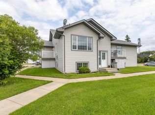 10102 103rd St, Morinville, AB T8R1T4