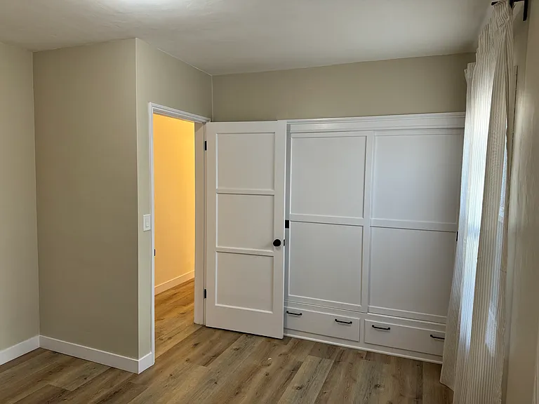 10606 Bryson Ave — Photo 14