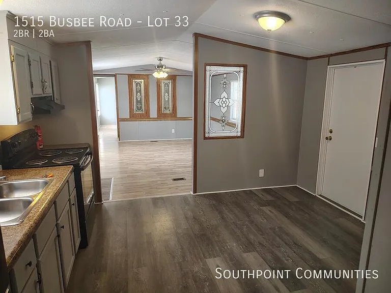 1515 Busbee Rd #33 — Photo 5