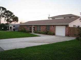 2430 Crawford Ct, Lake Worth, FL 33462