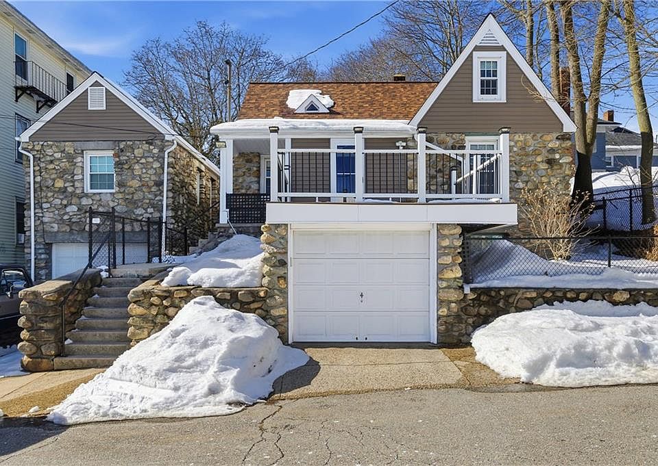 1st image of 56 Mailloux St