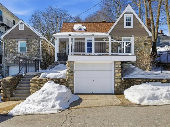 56 Mailloux St, Woonsocket, RI 02895