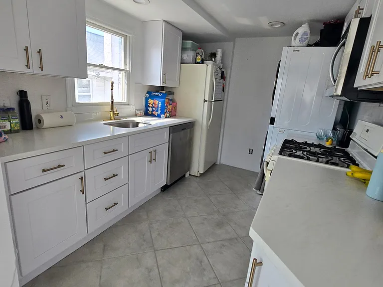 126 W Andrews Ave #1B — Photo 11