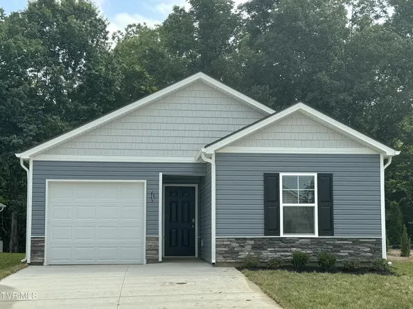 368 Arrowhead Dr, Johnson City, TN 37601
