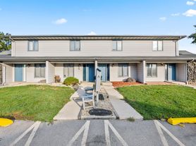 Stratford Arms Apartments