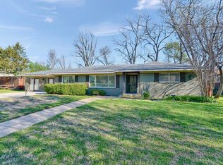 312 W Grand St, Whitewright, TX 75491