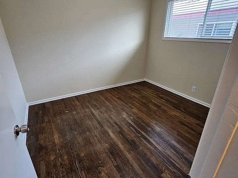 14620 Magnolia Blvd #5 — Photo 14