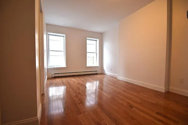 Rented by GFI Realty Services LLC | media 16