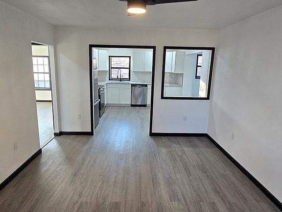 4th image of 801 E 14th St