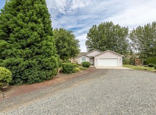 11201 Summitview Rd, Yakima, WA 98908