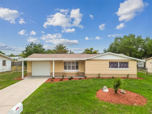 3349 Columbus Dr, Holiday, FL 34691