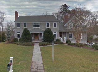 25 Caroline Ave, Setauket, NY 11733