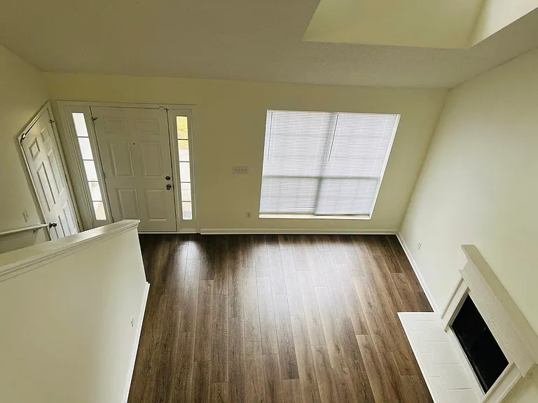 4037 Ravenwood Ct — Photo 22