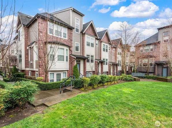 1321 Greenwish Walk NE, Issaquah, WA 98029