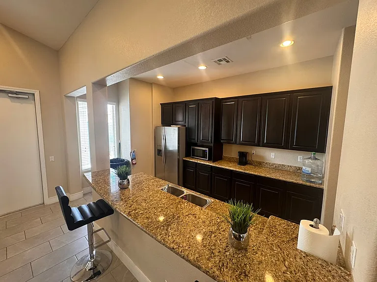 5202 Dubris Dr — Photo 9