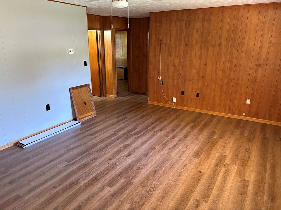 1st image of 893 Fletcher Rd #893