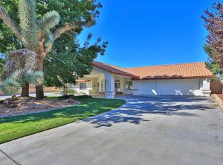 18950 Appaloosa Rd, Apple Valley, CA 92308