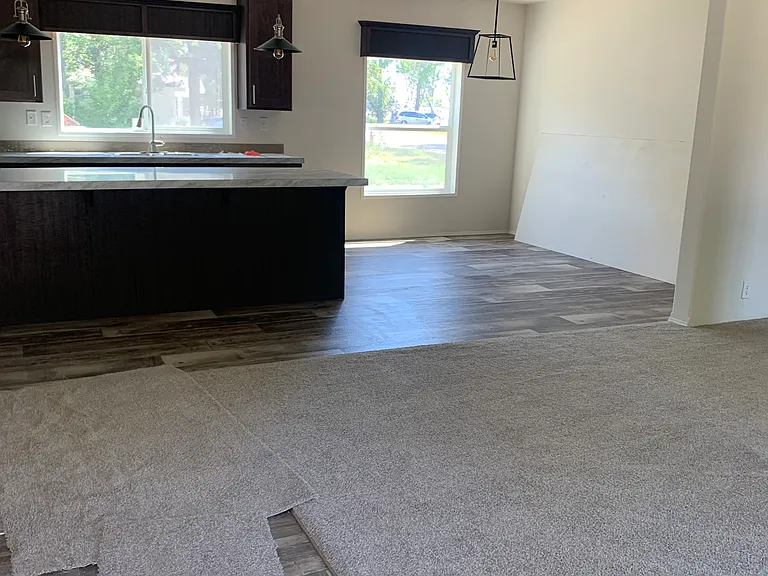 2860 E 642 N — Photo 5