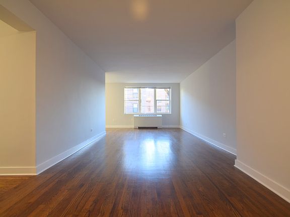 Pelham Terrace - Living Room - B Line