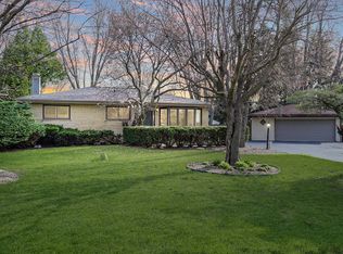 26W540 Grand Ave, Wheaton, IL 60187