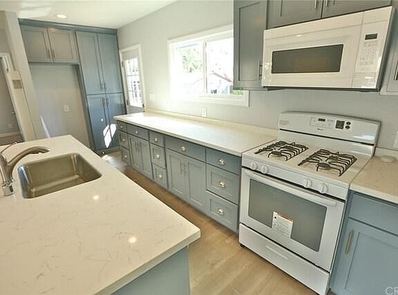 5th image of 11609 Aeolian St