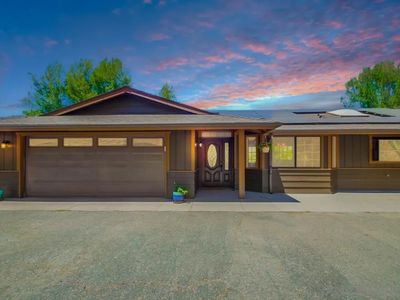 22327 Jans Oak Vw, Ramona, CA, 92065