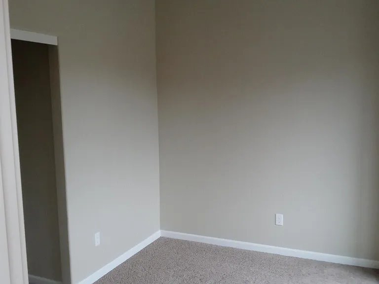 8005 NE Sabo St — Photo 21