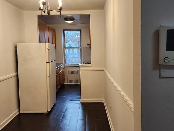 3rd image of 8240 Austin St APT 3G