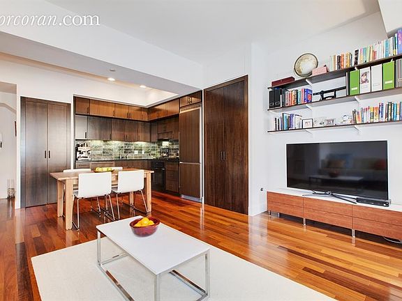 2nd image of 150 Myrtle Ave APT 605