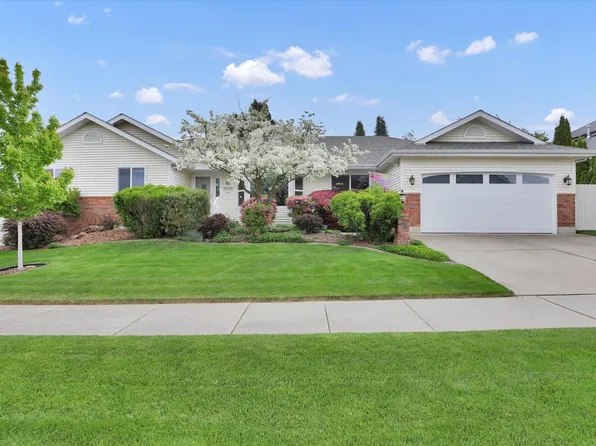 10610 N Iroquois Dr, Spokane, WA 99208