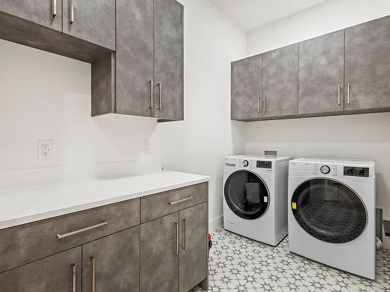 Laundry Room Cabinet
