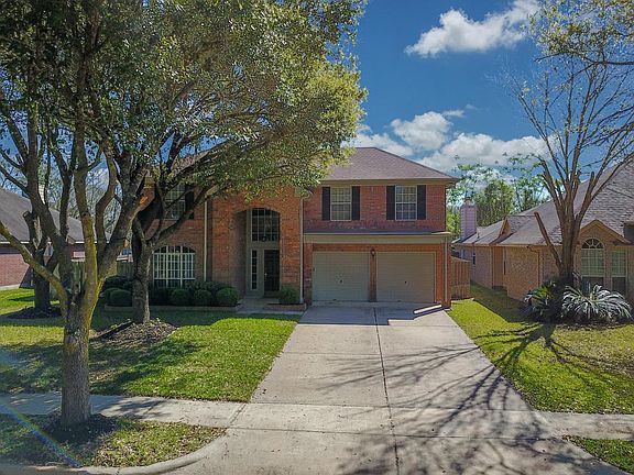 2nd image of 339 Indian Summer Dr
