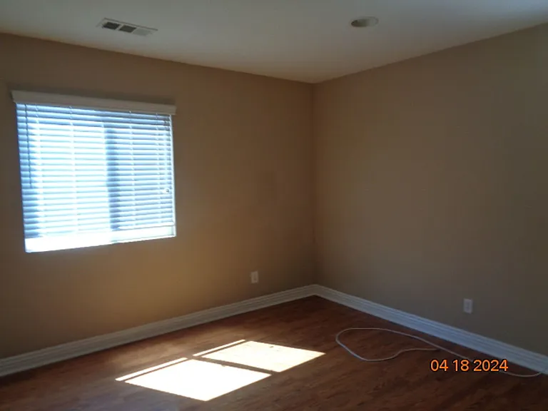 2064 W Avenue K #6 — Photo 20