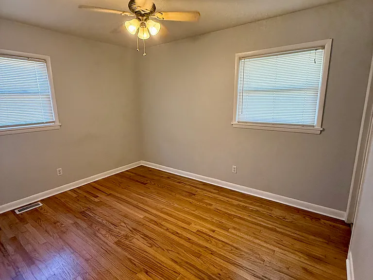 155 Jarnigan Dr — Photo 4