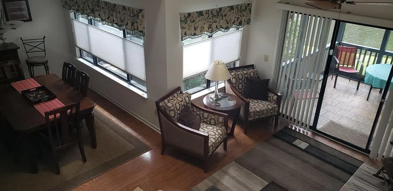 2 bed, 1354 sqft, $2,500 — Photo 4