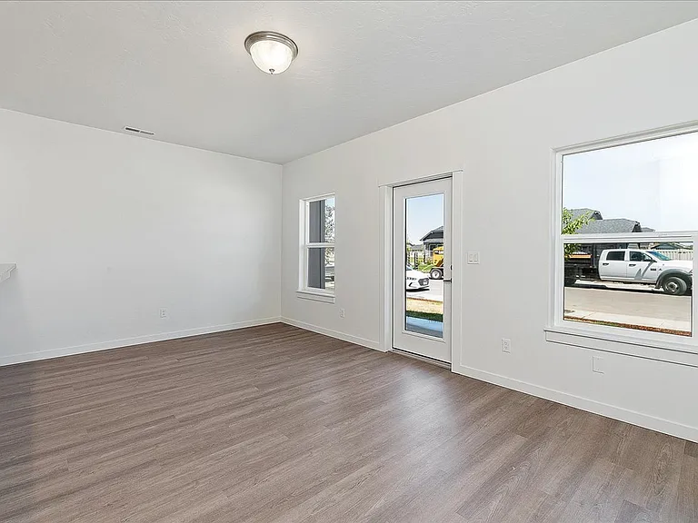 5631 E Bollo St — Photo 4