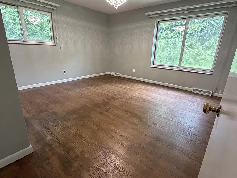 3520 Rayburn Rd — Photo 4