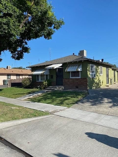 1st image of 2809-2803 E Harvard Ave