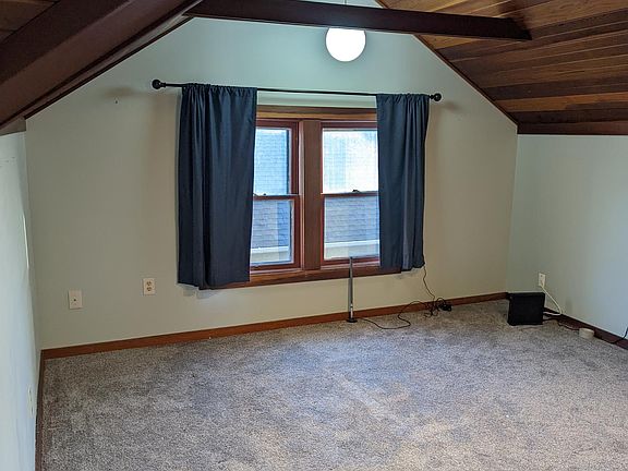 2nd image of 1225 Saint Charles Ave Floor 3