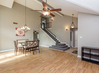 423 Abbott Cir, Sugar Land, TX 77498