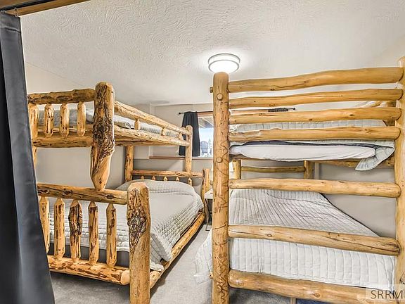 5th image of 4222 Grand View Rd