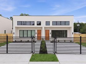 8205 Calhoun Rd, Houston, TX