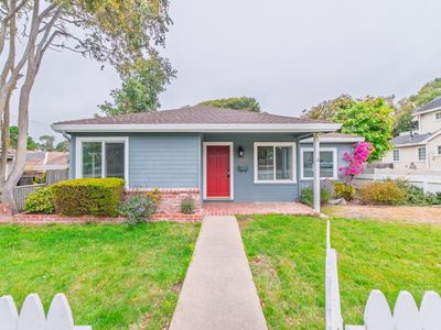 884 Gibson Ave, Pacific Grove, CA, 93950