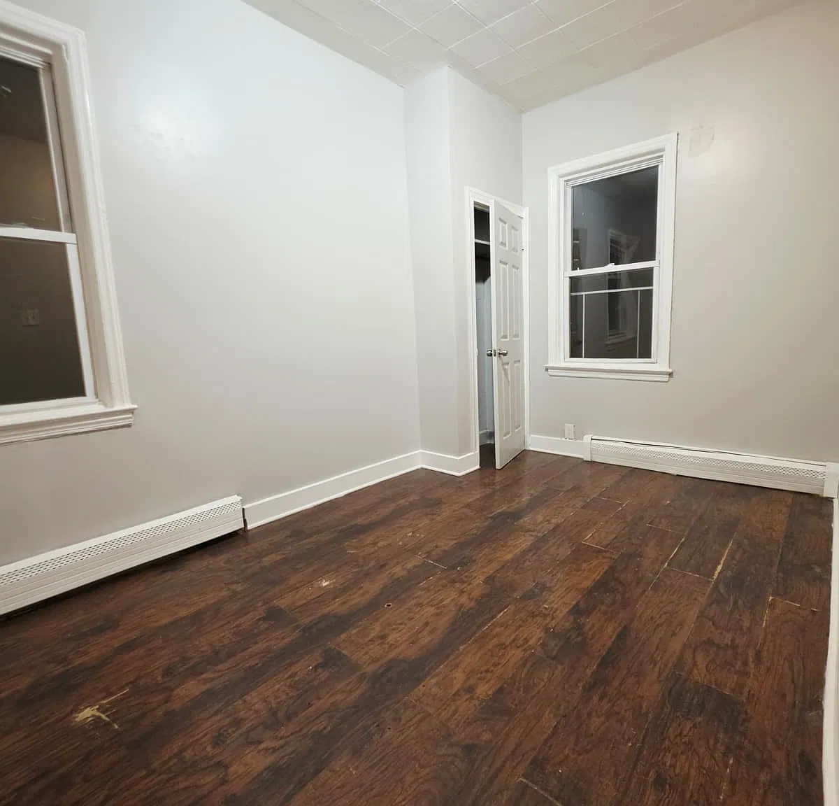 3 bed, 1000 sqft, $2,500 — Photo 4