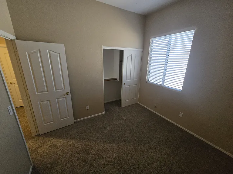 1580 N Racine Ct — Photo 12