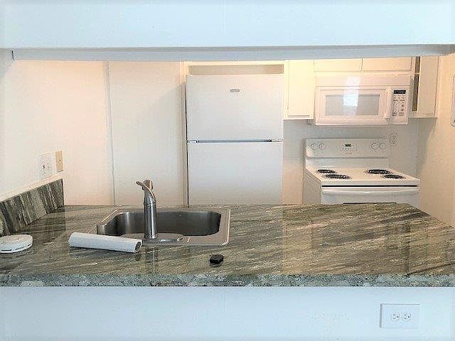 1st image of 121 Luna Grande Cir Unit 113