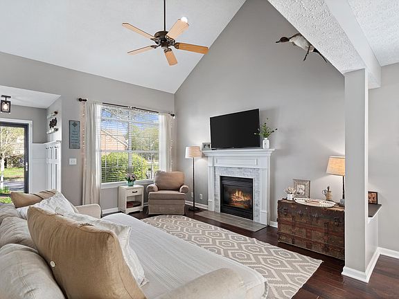 5th image of 9045 Tarrington Ln