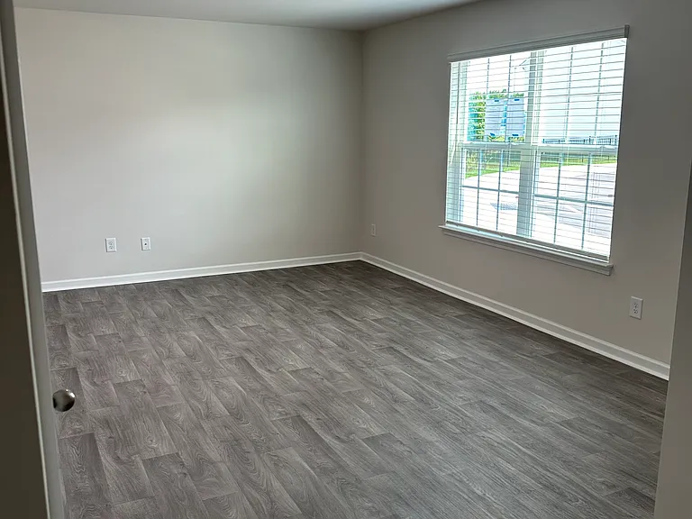 4101 Laurel Ridge Dr #G — Photo 3