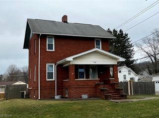 1530 Denman Ave, Coshocton, OH 43812