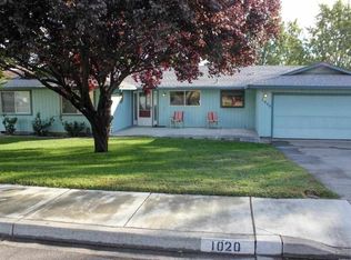 1020 W 16th Pl, Kennewick, WA 99337
